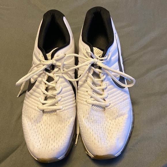 Nike Other - Nike men’s US 13 AirMax2017 white/black sneakers